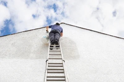 Peinture extérieure à Mévouillon — façades et ravalement